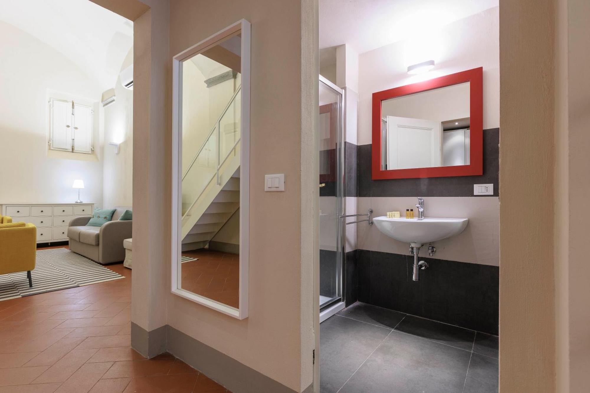 פירנצה Santa Croce Deluxe Apartment מראה חיצוני תמונה